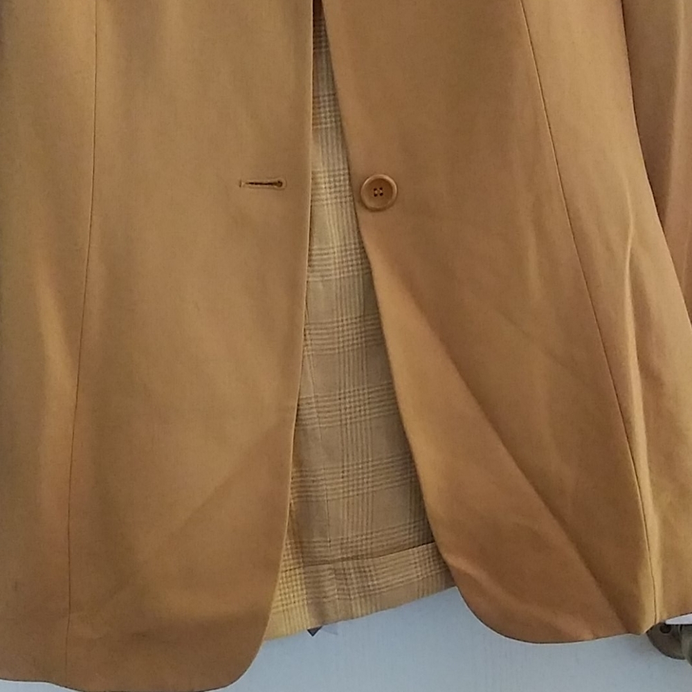 Two piece pant suit